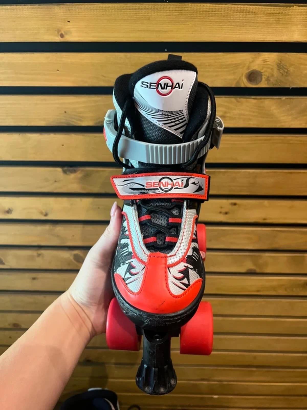 Senhai Max Power Blindside Graffiti Roller Skates UK1-3