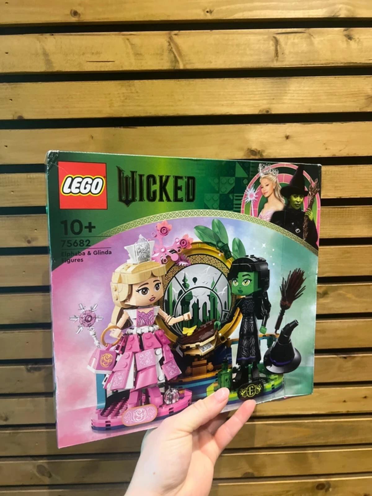 LEGO Wicked Elphaba & Glinda Figures (75682) Playset NEW