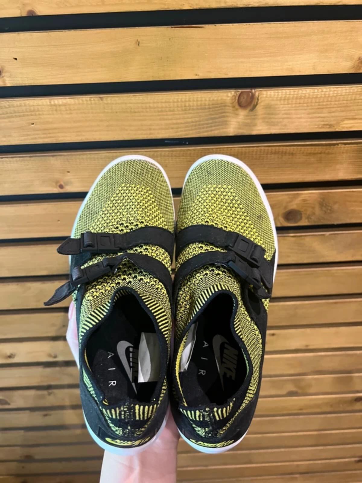 Nike Air Sock Racer Ultra Flyknit Running Trainers UK4