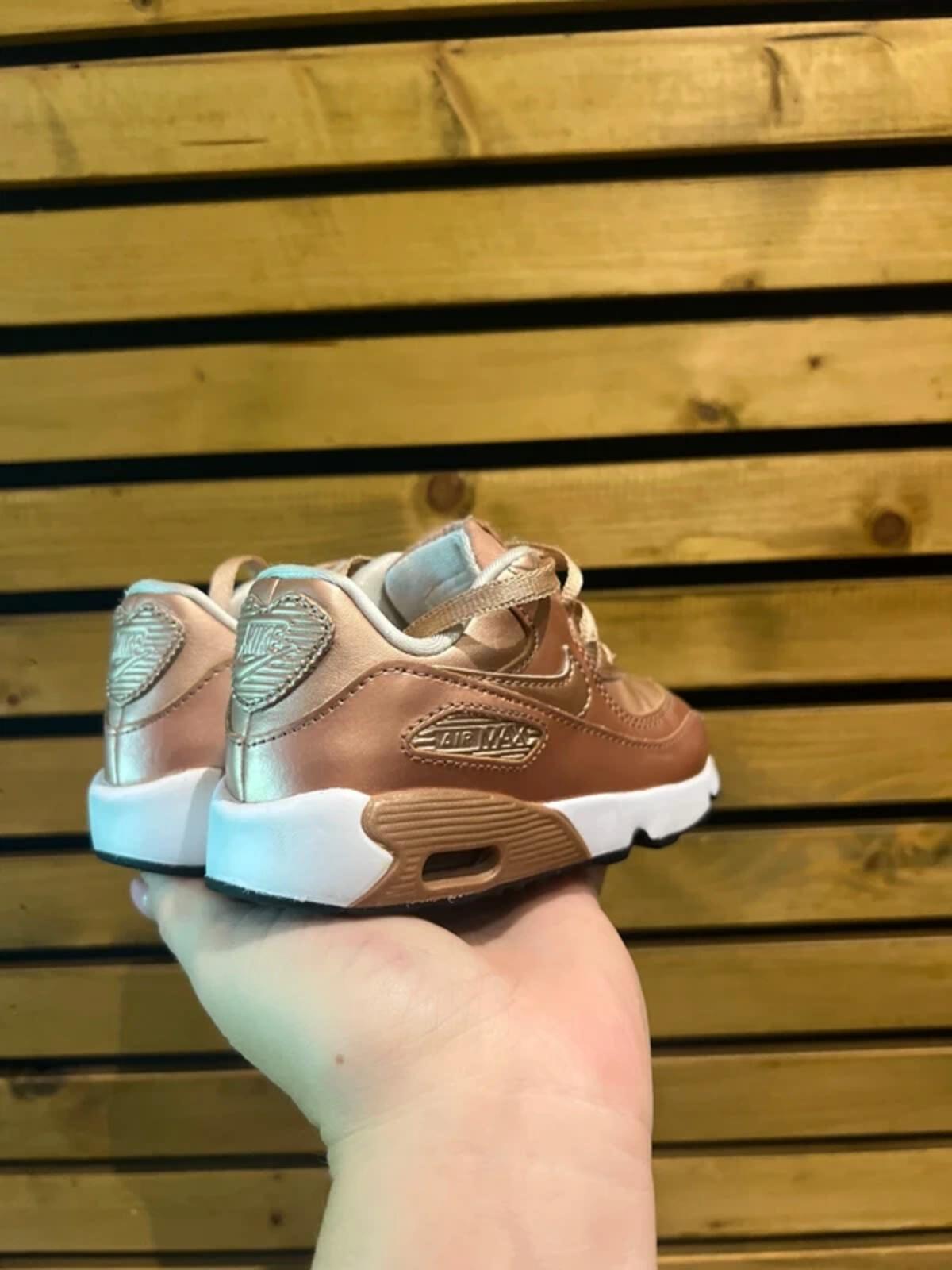 Nike Air Max 90 Rare SE Rose Gold Leather Trainers UK7.5