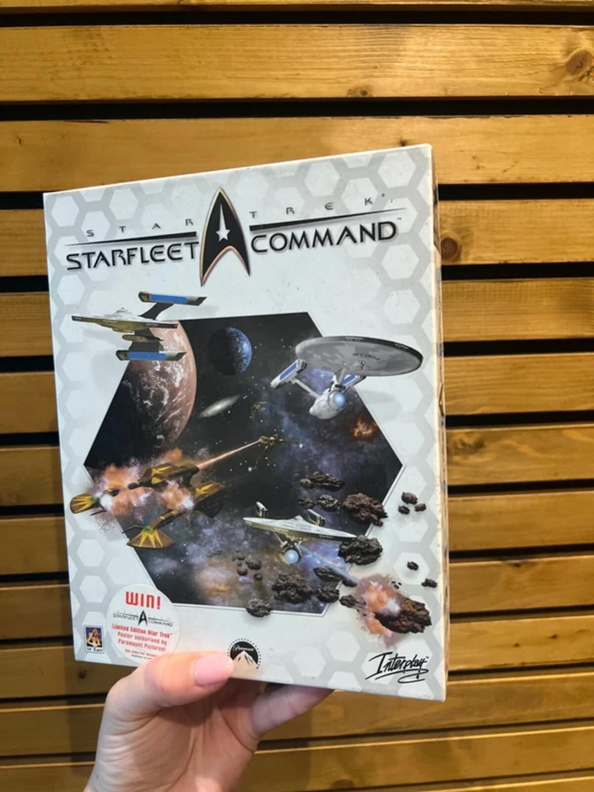 Vintage 1999 Star Trek Starfleet Command Interplay PC Game