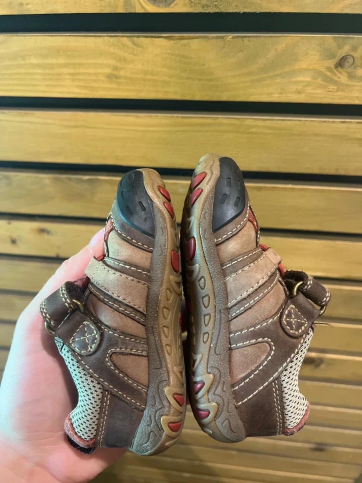 Clarks Brown Leather Trainers UK5F