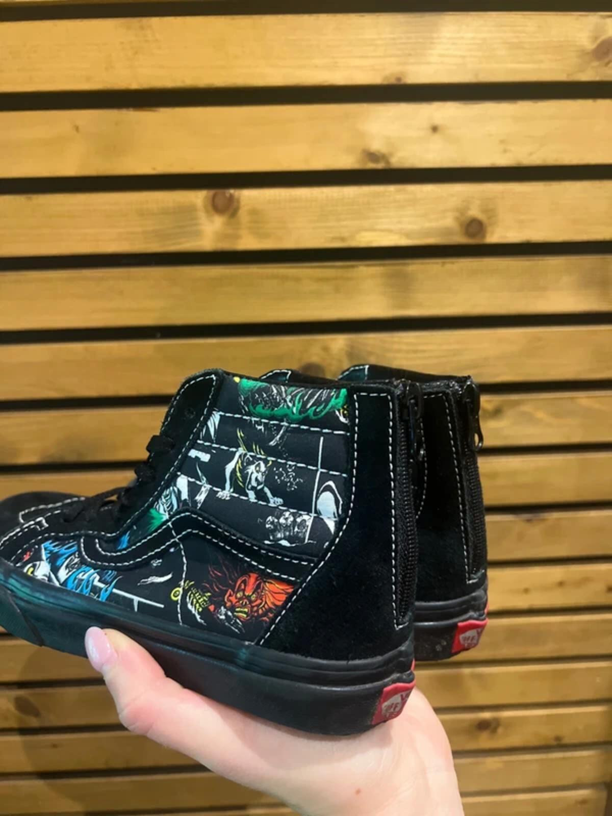 Vans x Disney Villains Black Character Trainers UK2.5