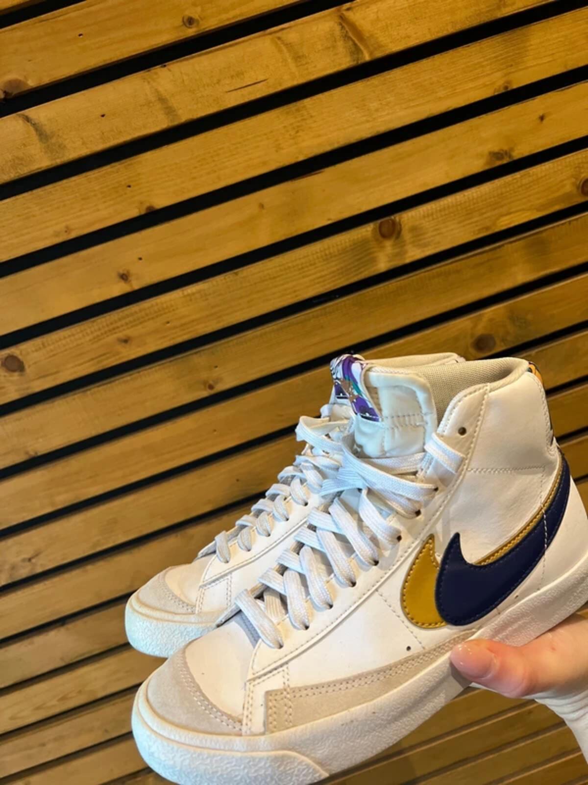 Nike Blazer Mid 77 Double Swoosh Floral Trainers UK5