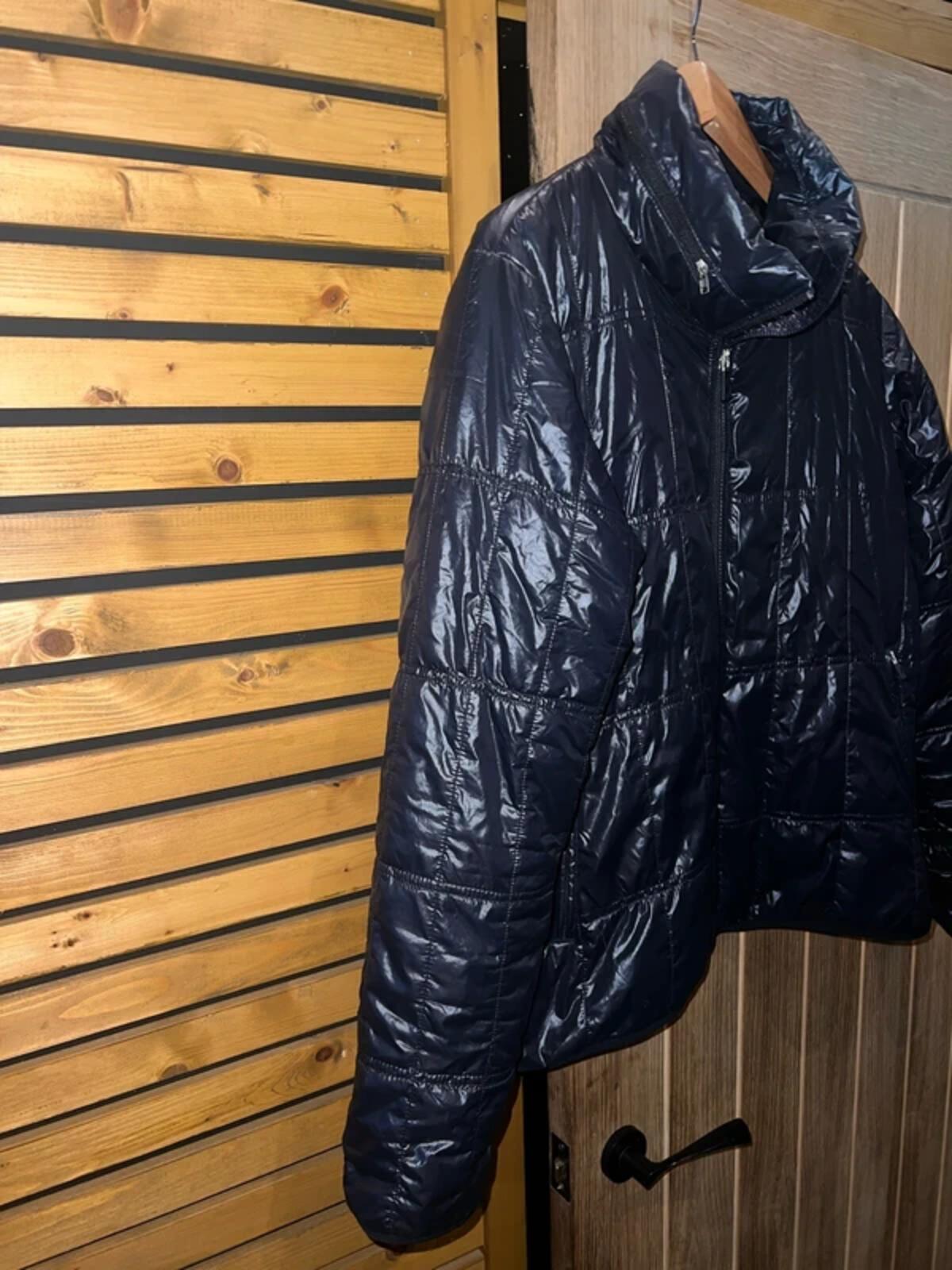Nike Black Shiny Wet Look Puffer Jacket XL