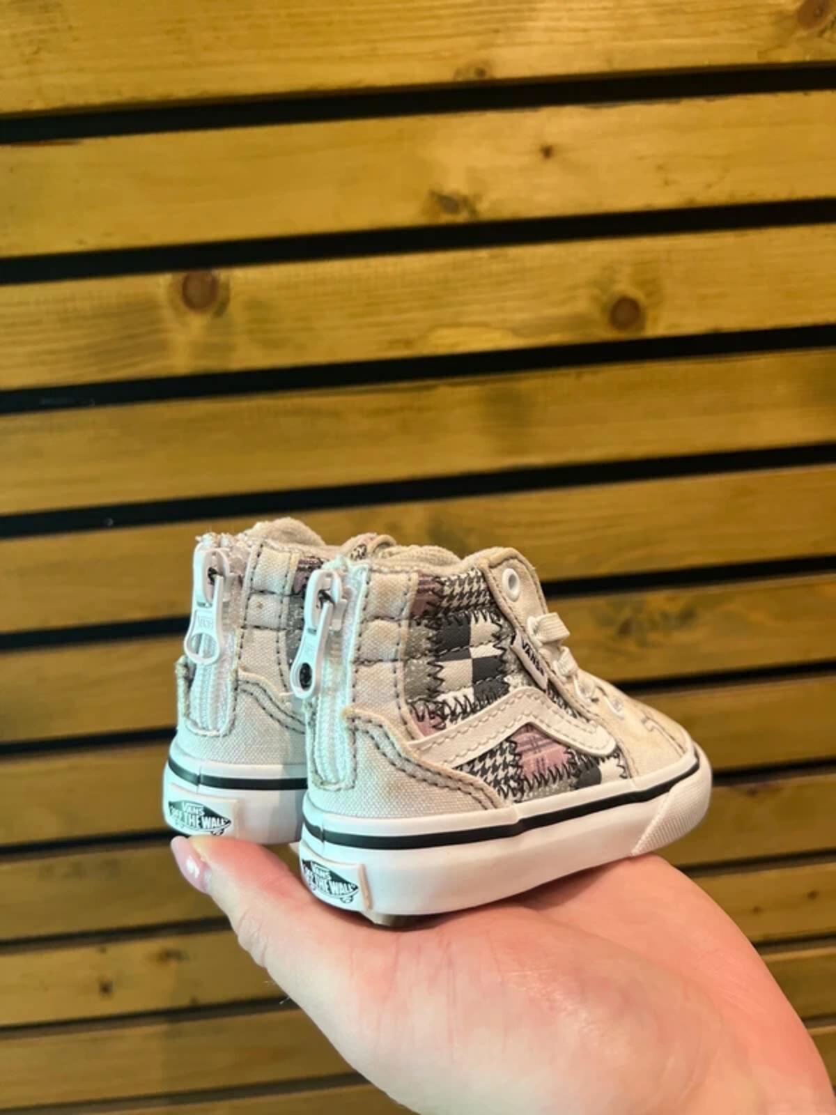 Vans High Patchwork Trainers UK3.5