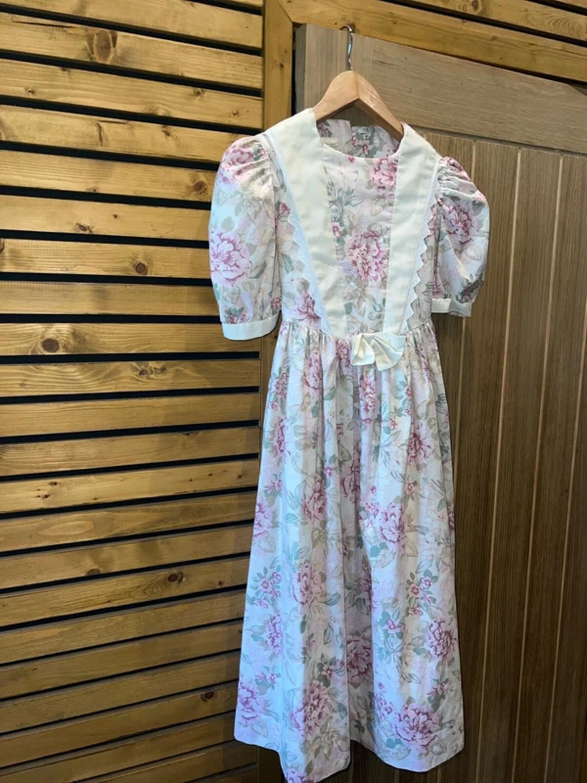 Vintage 1980's Laura Ashley Floral Dress 9-10Y