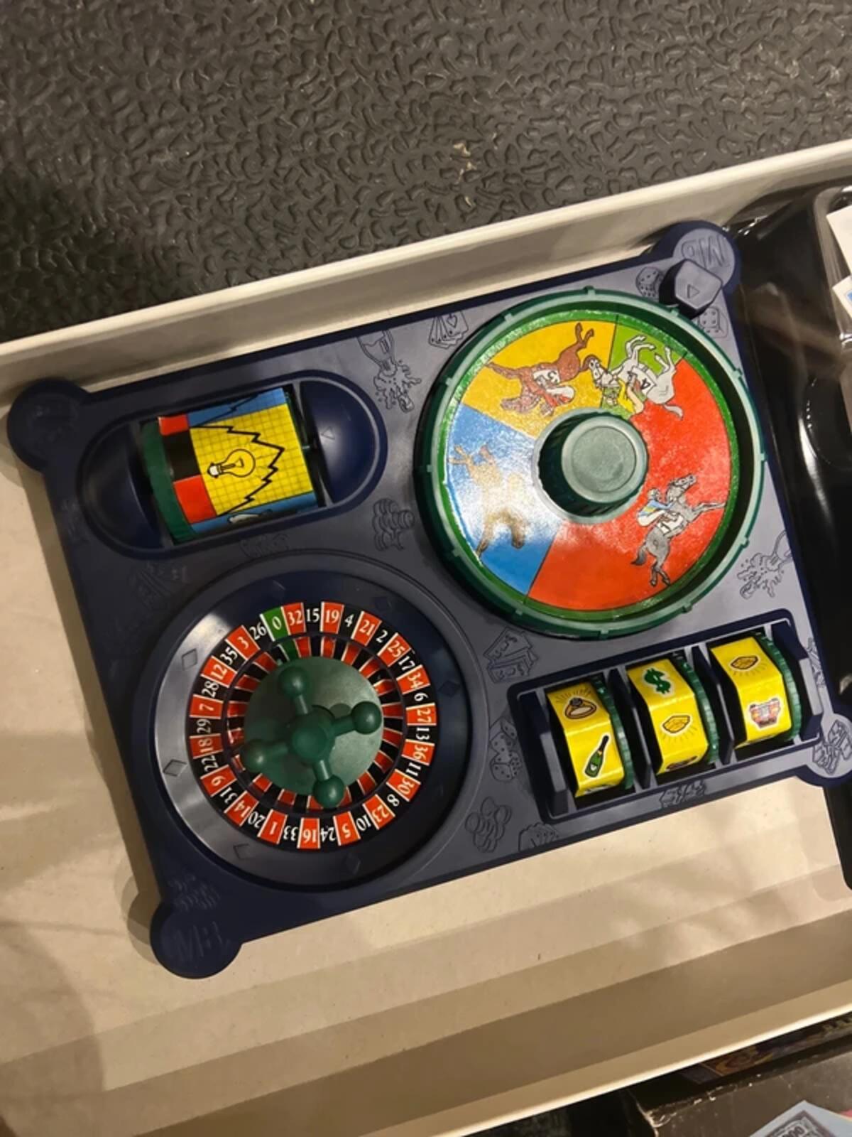 Vintage 1993 Go For Broke Board Game