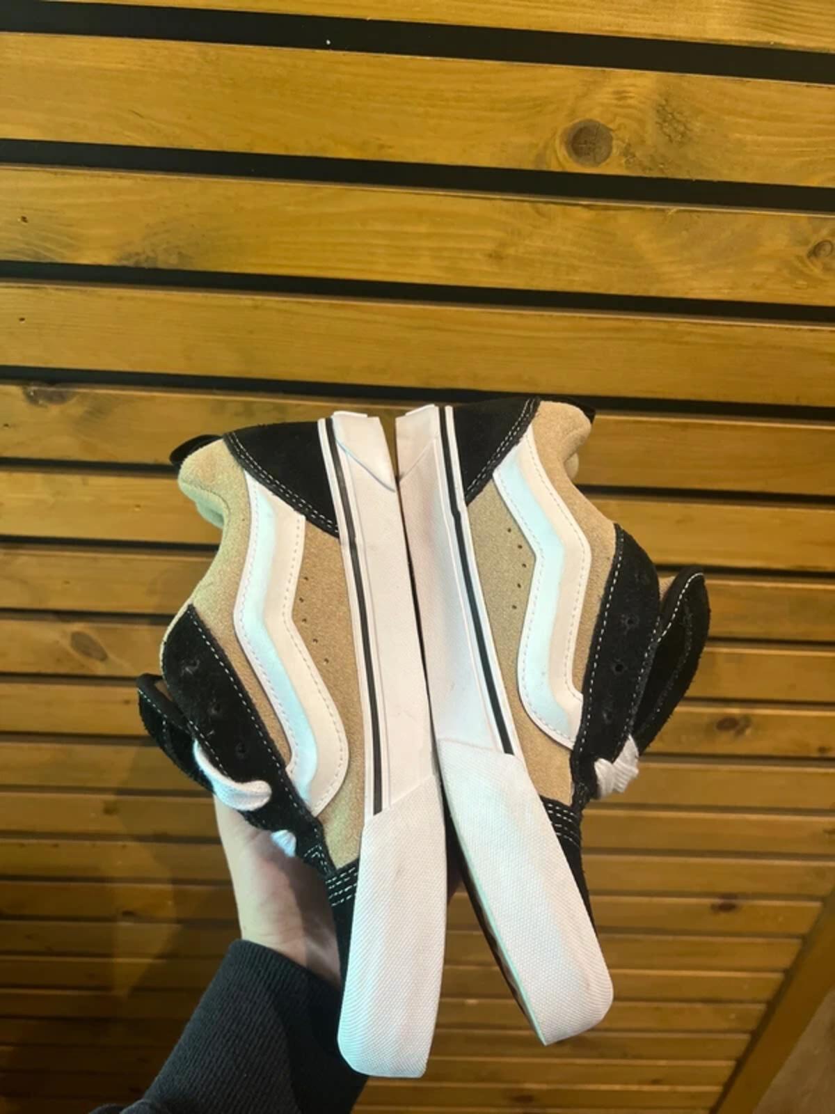 Vans Knu Skool Puffy Skate Trainers UK4.5
