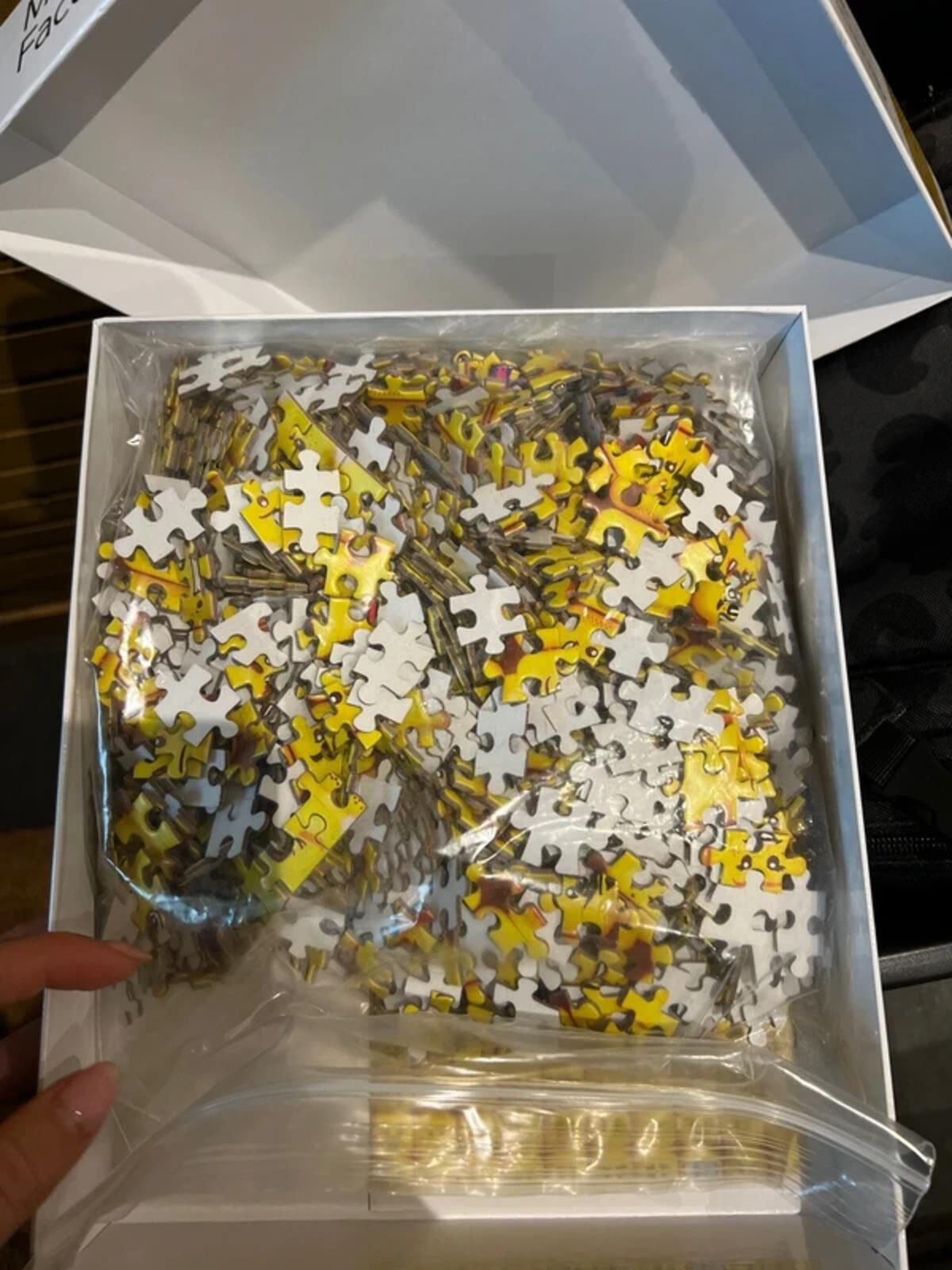 LEGO Minifigure Faces 1000 Piece Jigsaw Puzzle