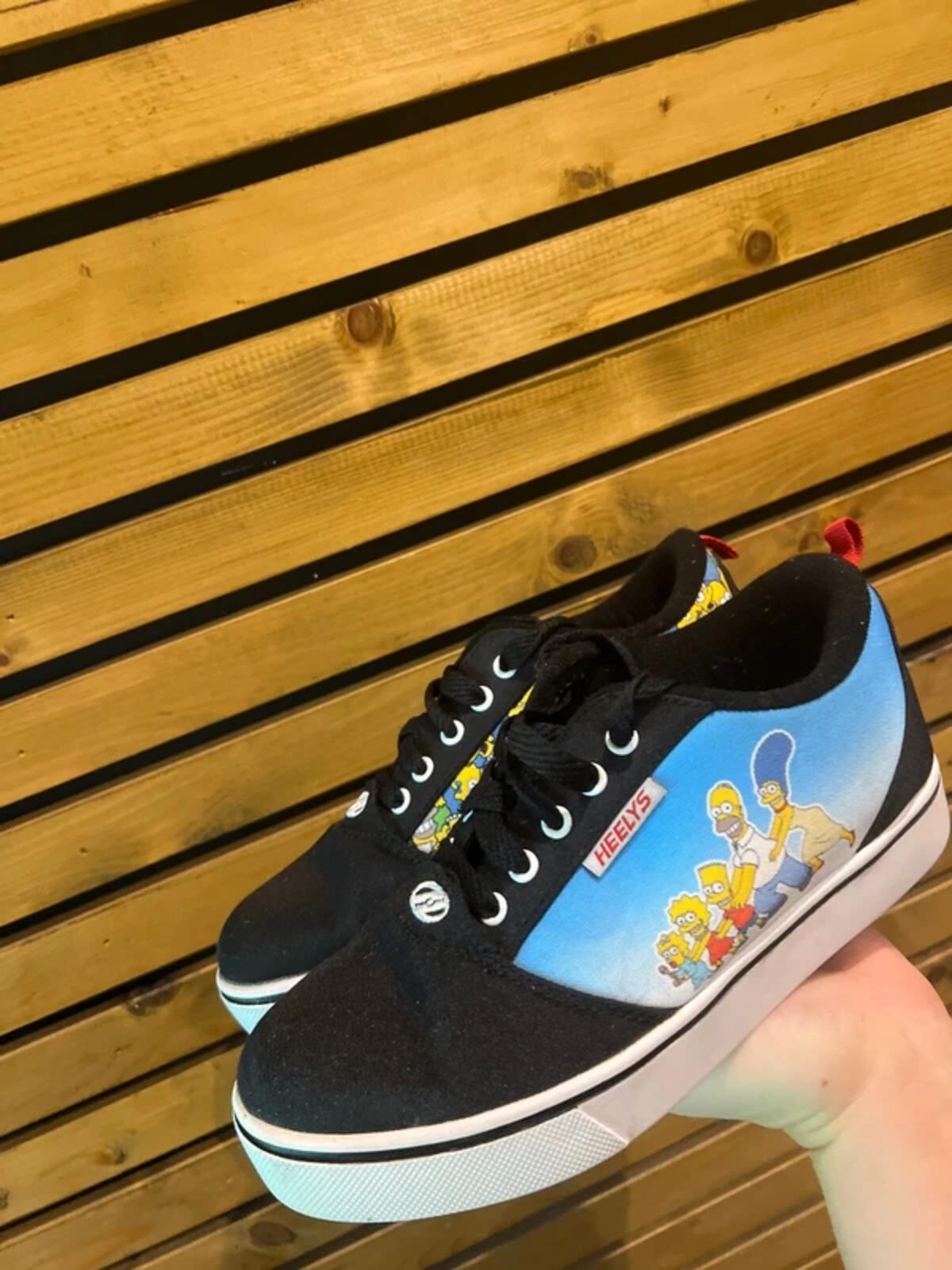 The Simpsons Heelys Pro 20 Prints Trainers UK4